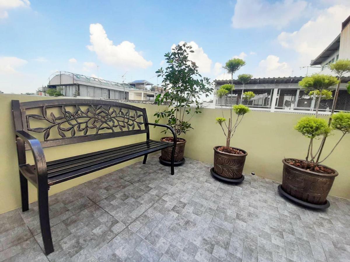 Chaiwat Guesthouse بانكوك المظهر الخارجي الصورة